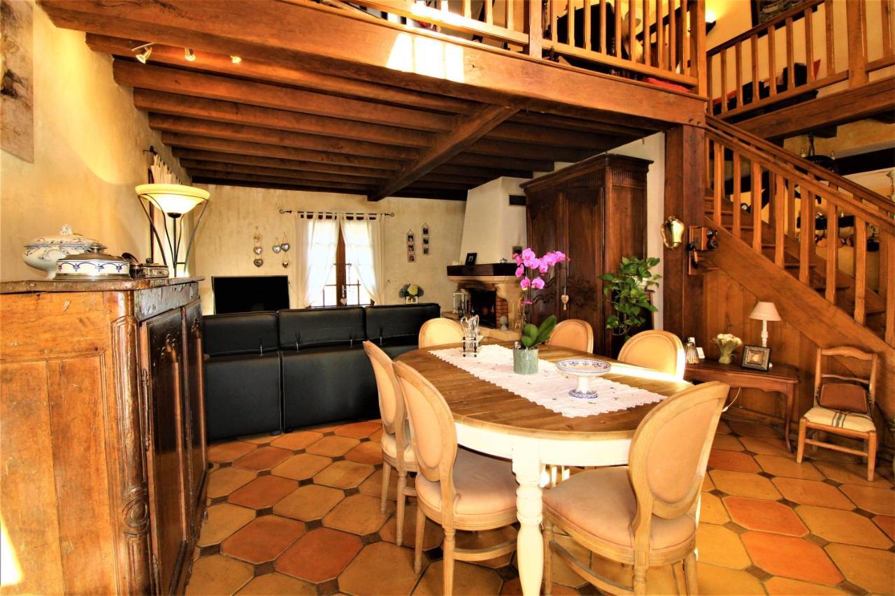 Chez Pascaline Bed & Breakfast Sarliac-sur-l'Isle Ngoại thất bức ảnh