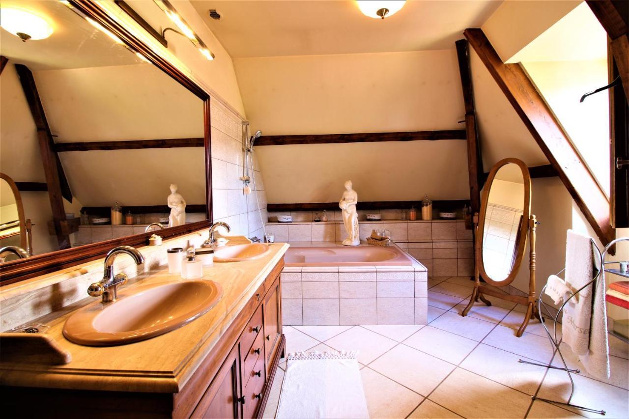 Chez Pascaline Bed & Breakfast Sarliac-sur-l'Isle Ngoại thất bức ảnh